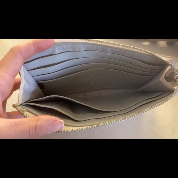 COACH wristlet - Picture 4 of 4